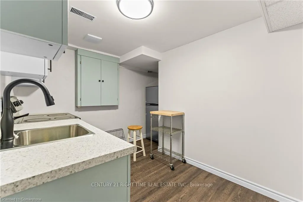 Photo 22 of 280 Dale Crescent, Waterloo — HOMEH