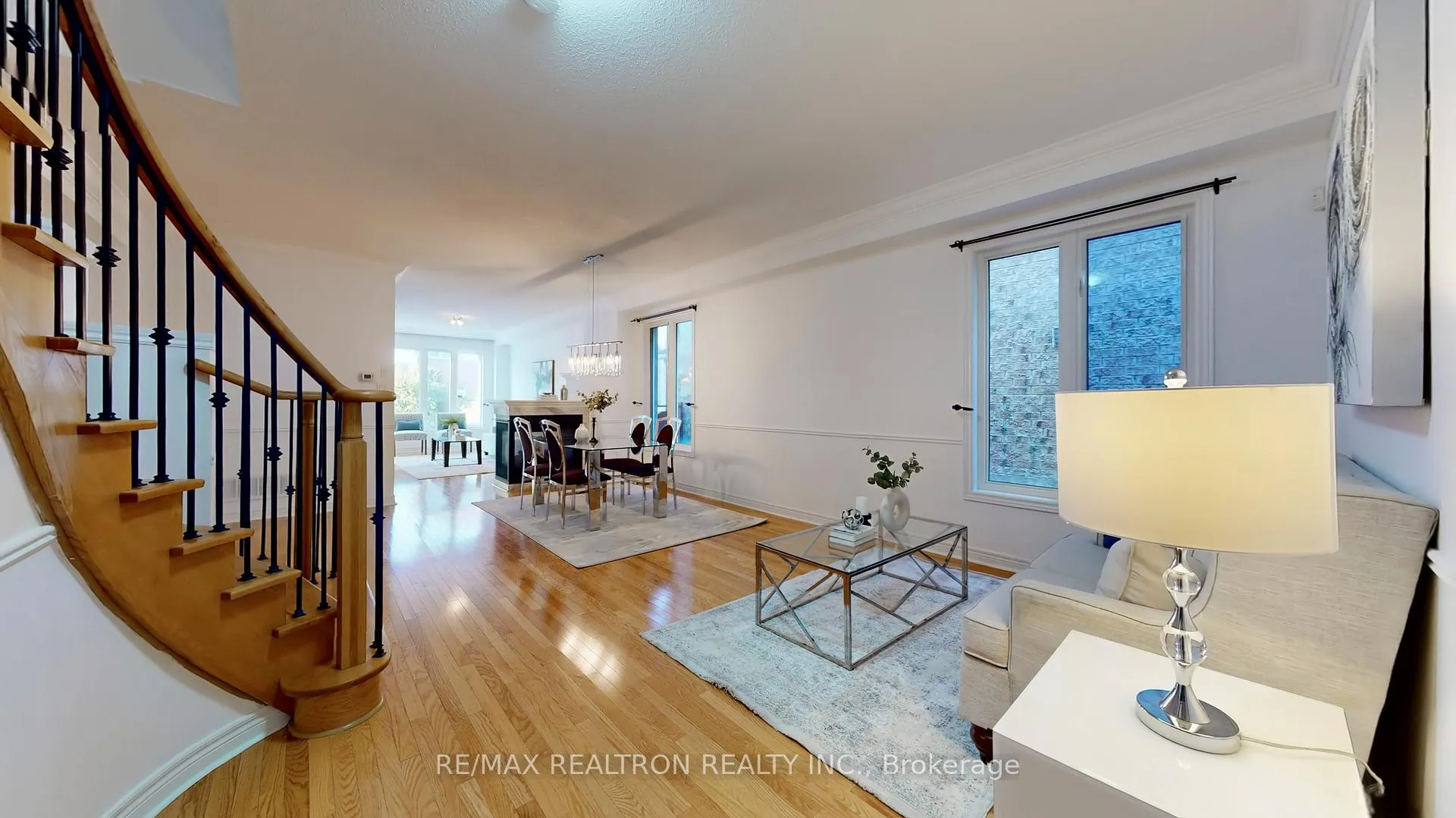 Photo 8 of 82 Sir Sanford Fleming Way, Vaughan, Patterson — HOMEH