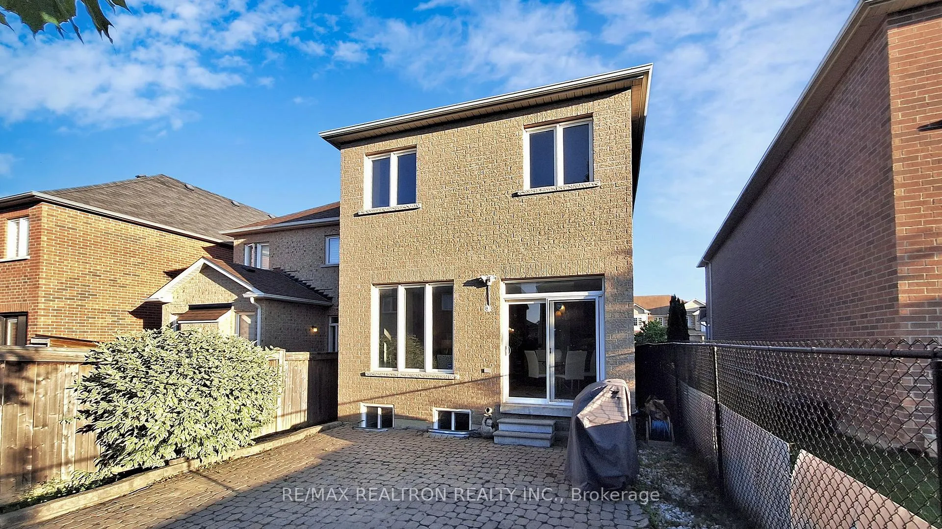 Photo 48 of 82 Sir Sanford Fleming Way, Vaughan, Patterson — HOMEH