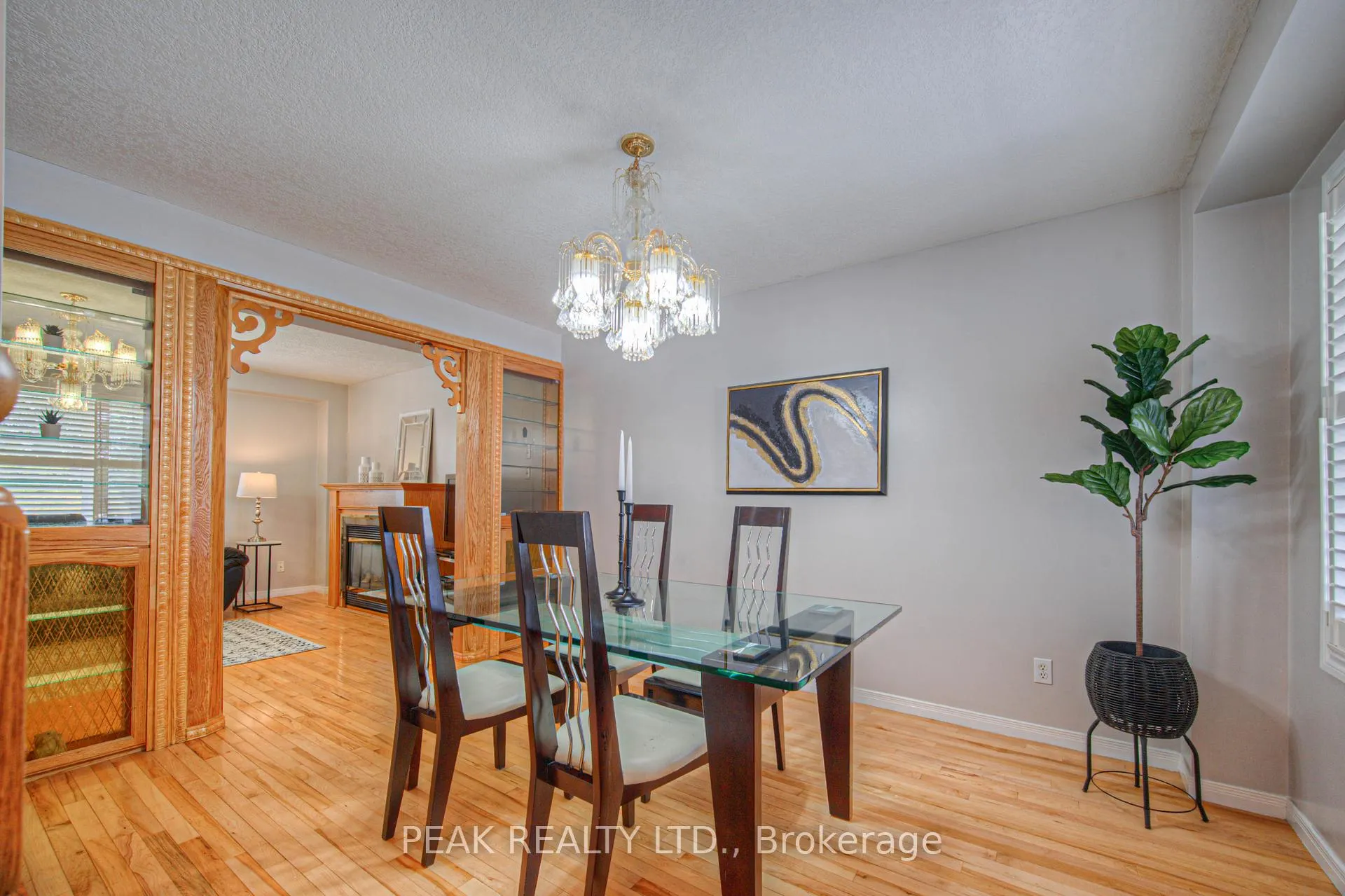 Photo 5 of 48 Lena Crescent, Cambridge — HOMEH
