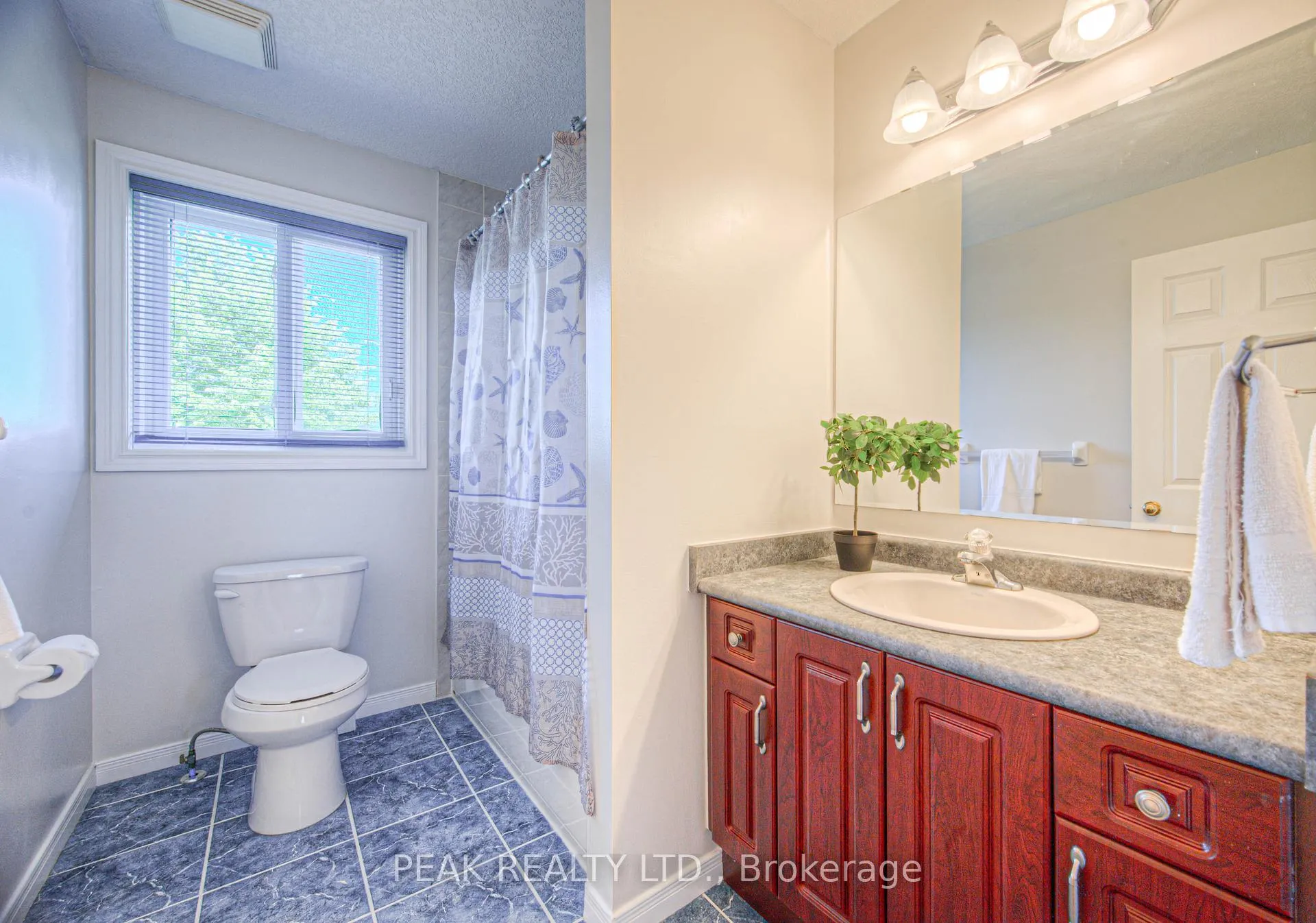 Photo 27 of 48 Lena Crescent, Cambridge — HOMEH