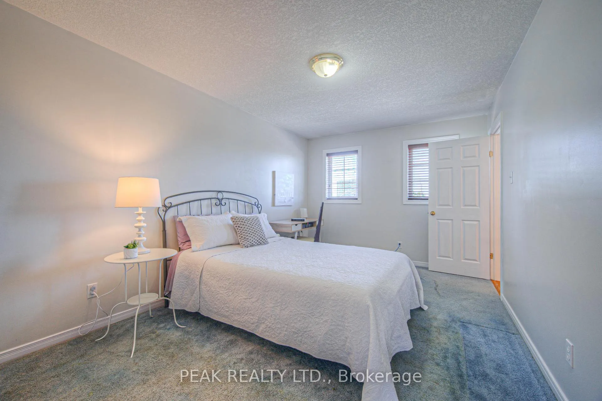Photo 29 of 48 Lena Crescent, Cambridge — HOMEH