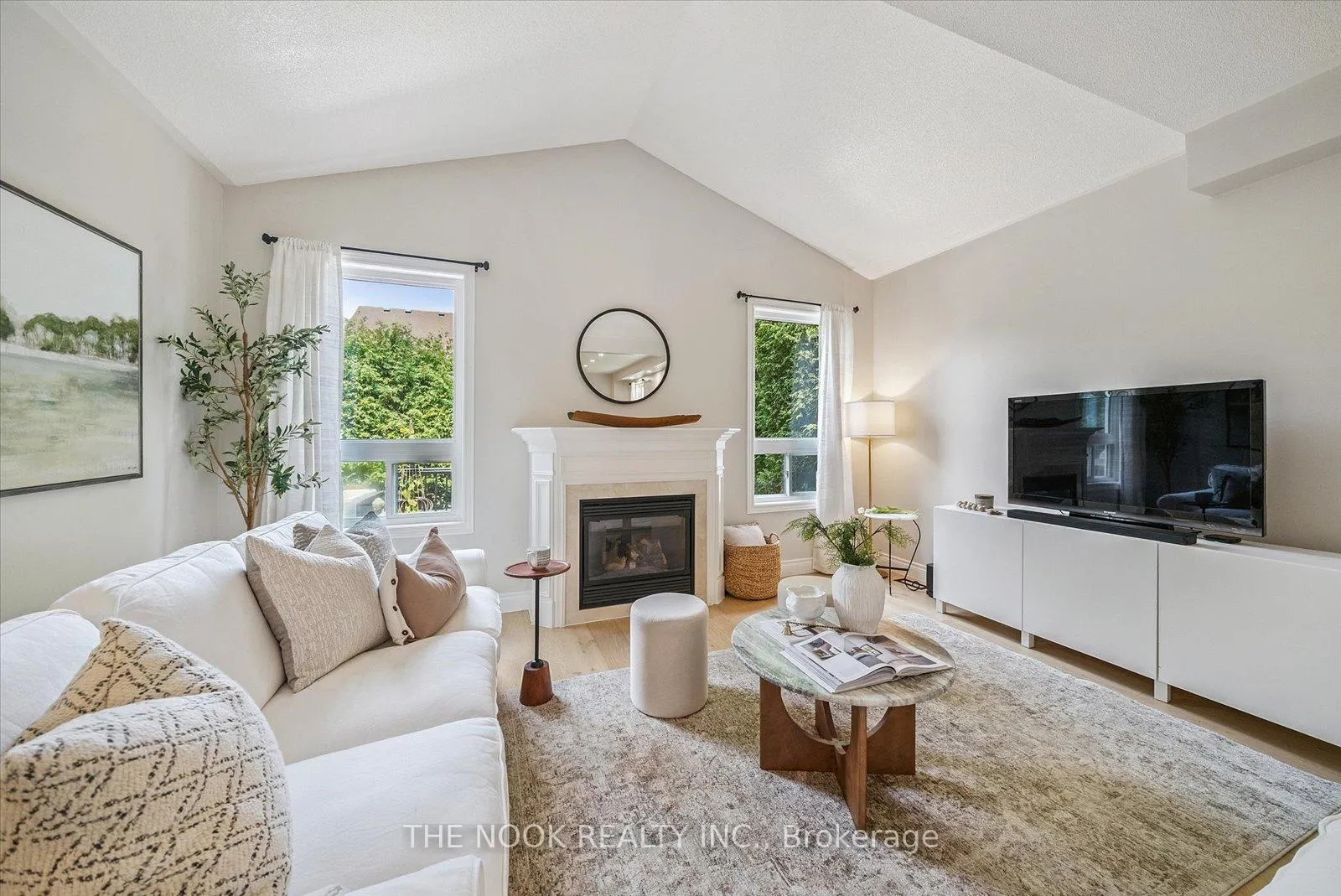Photo 9 of 31 Queensplate Drive, Scugog, Port Perry — HOMEH