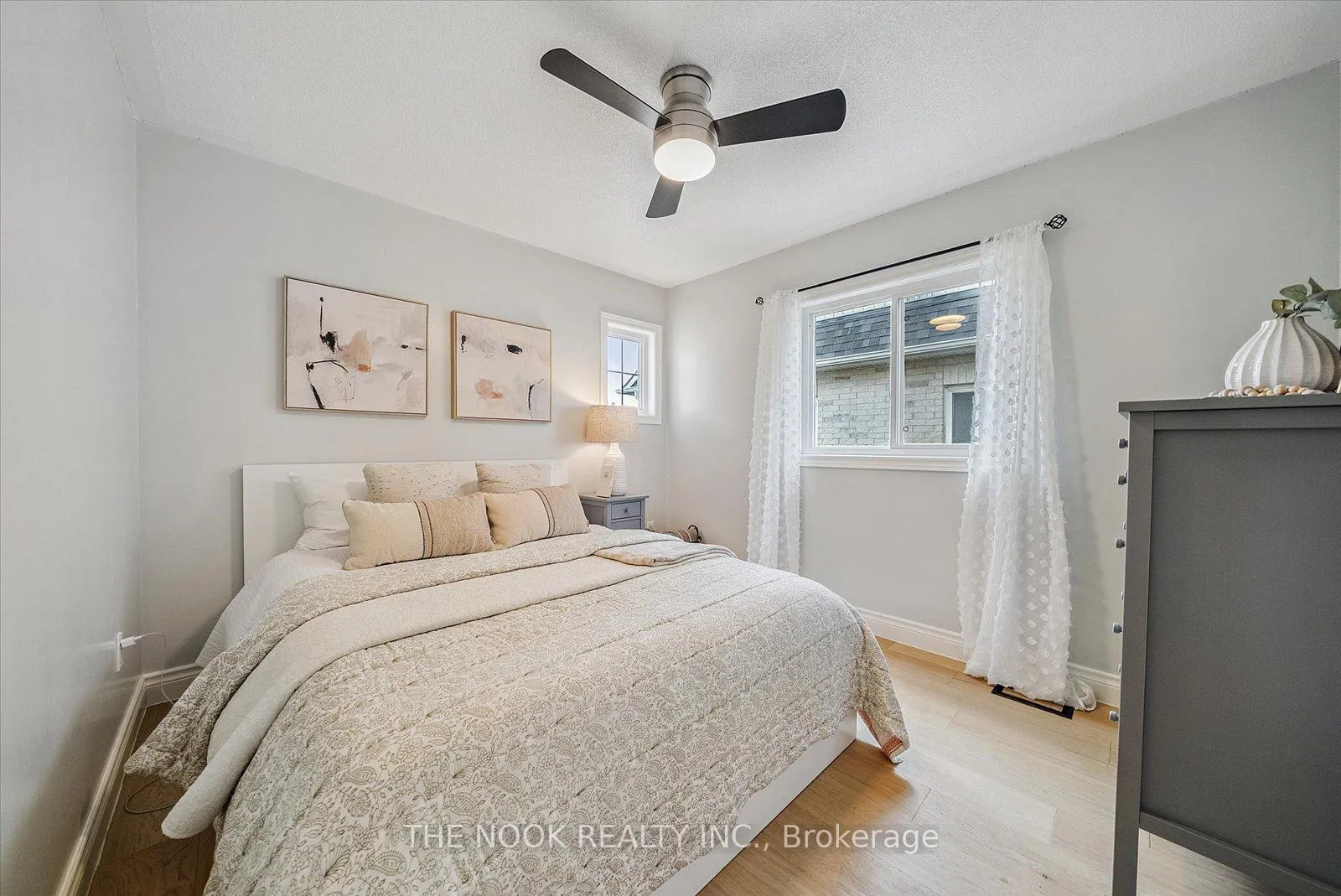 Photo 20 of 31 Queensplate Drive, Scugog, Port Perry — HOMEH