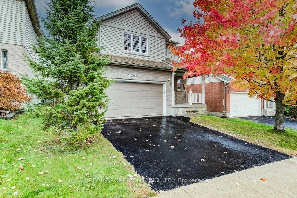 Photo 38 of 678 Interlaken Drive, Waterloo — HOMEH