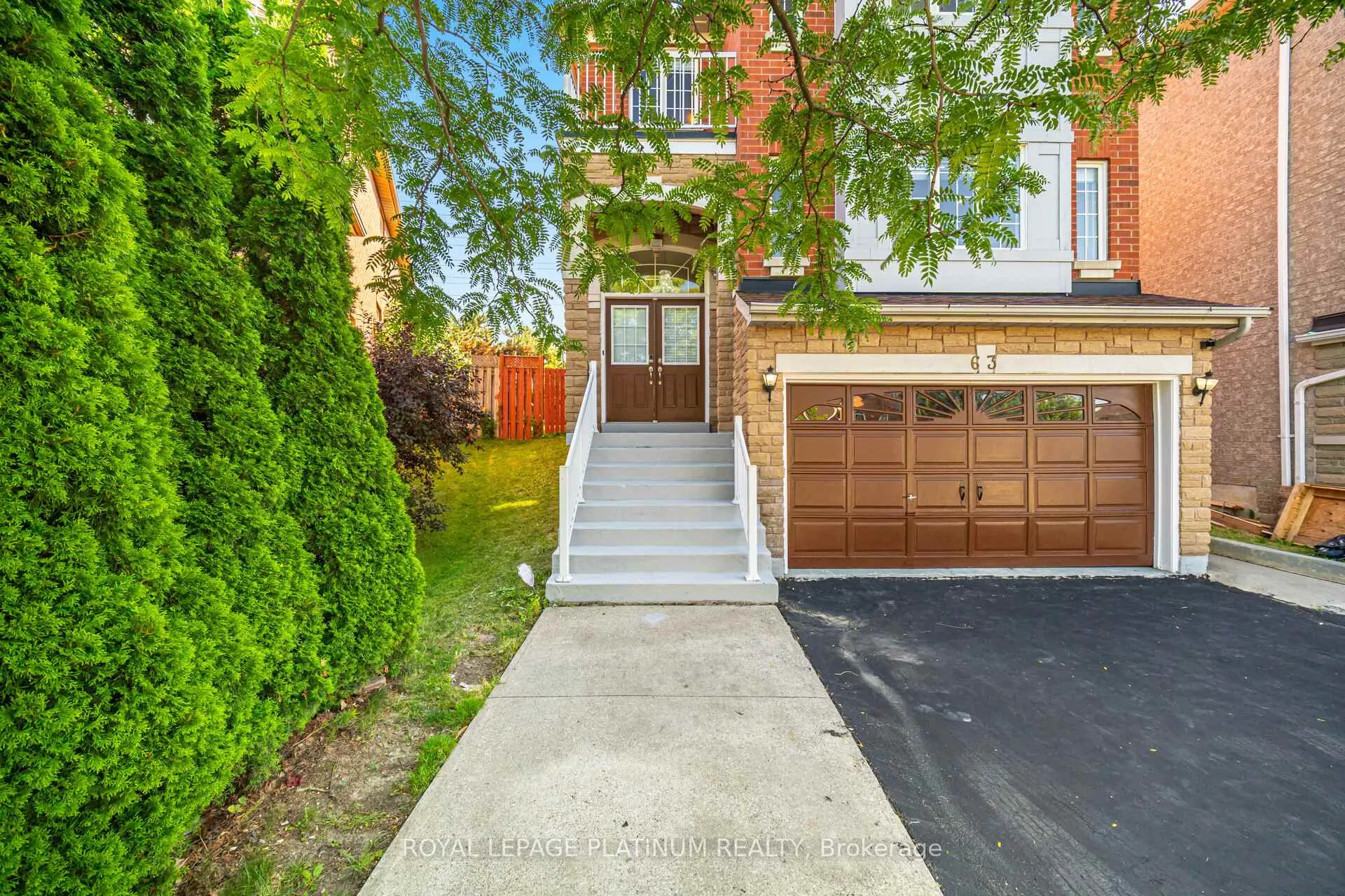 Photo 2 of 63 Culture Crescent, Brampton, Fletcher's Creek Village — HOMEH