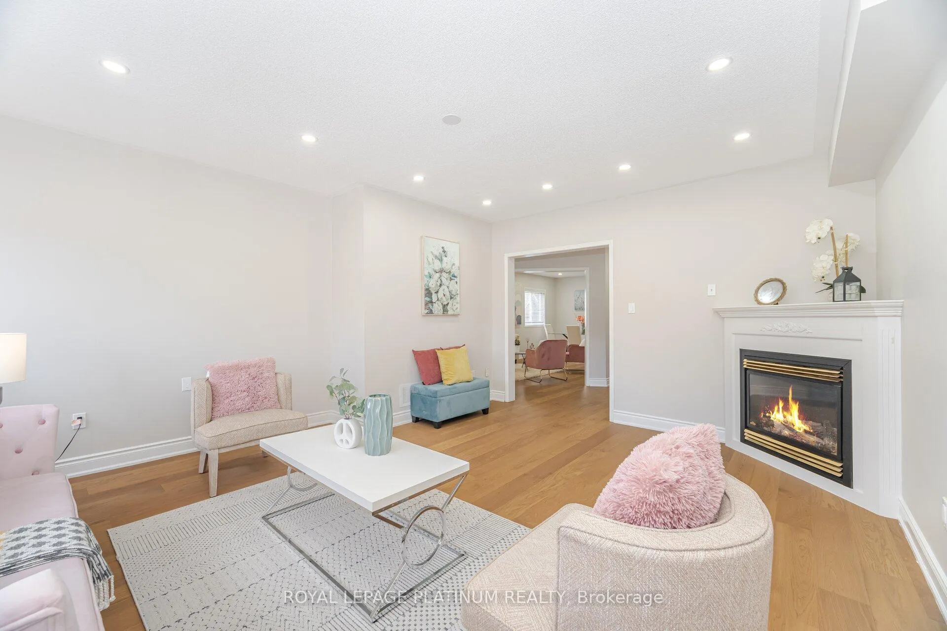 Photo 11 of 63 Culture Crescent, Brampton, Fletcher's Creek Village — HOMEH