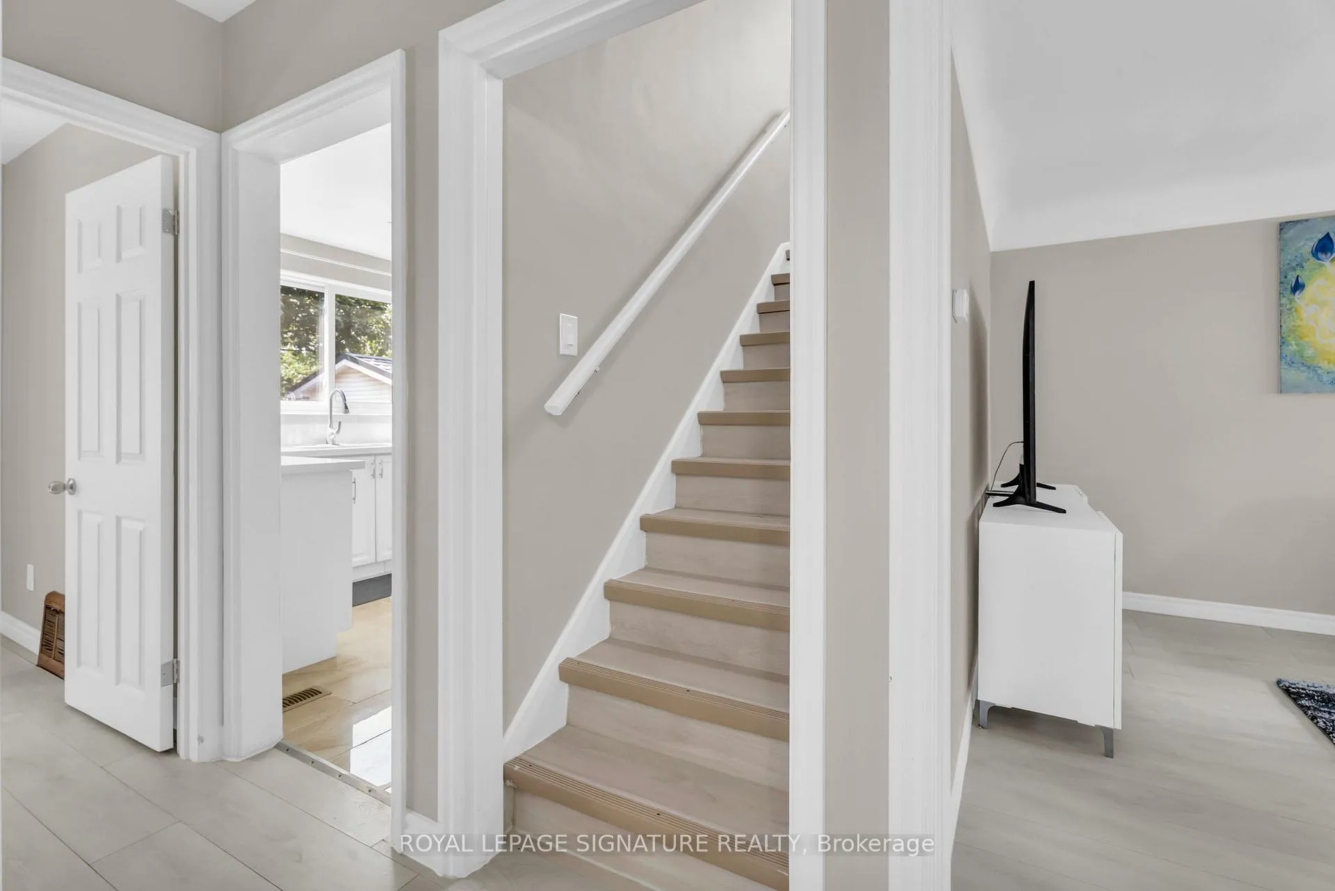 Photo 13 of 115 Lancaster Street W, Kitchener — HOMEH