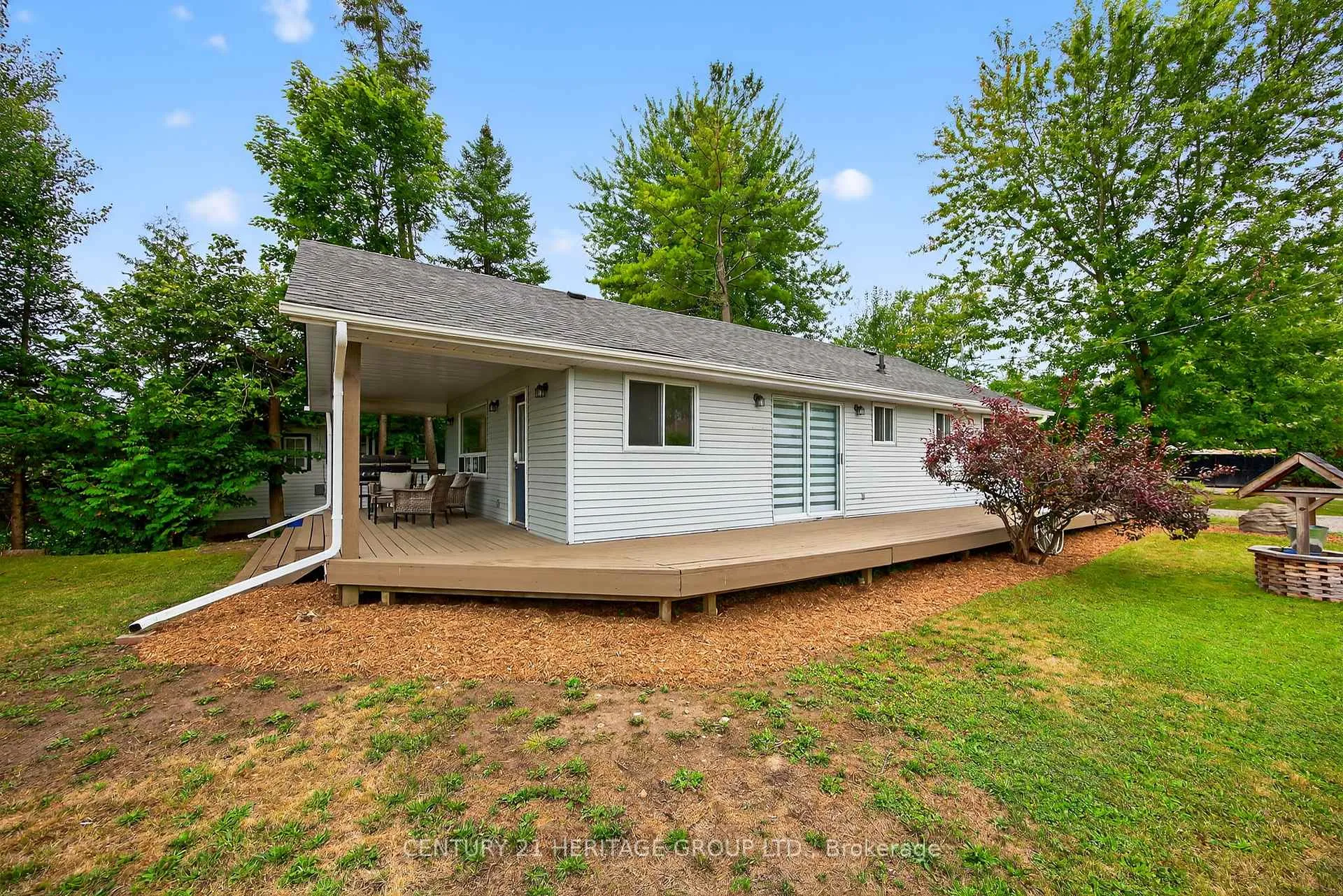 Photo 3 of 1282 Temple Avenue, Innisfil, Lefroy — HOMEH
