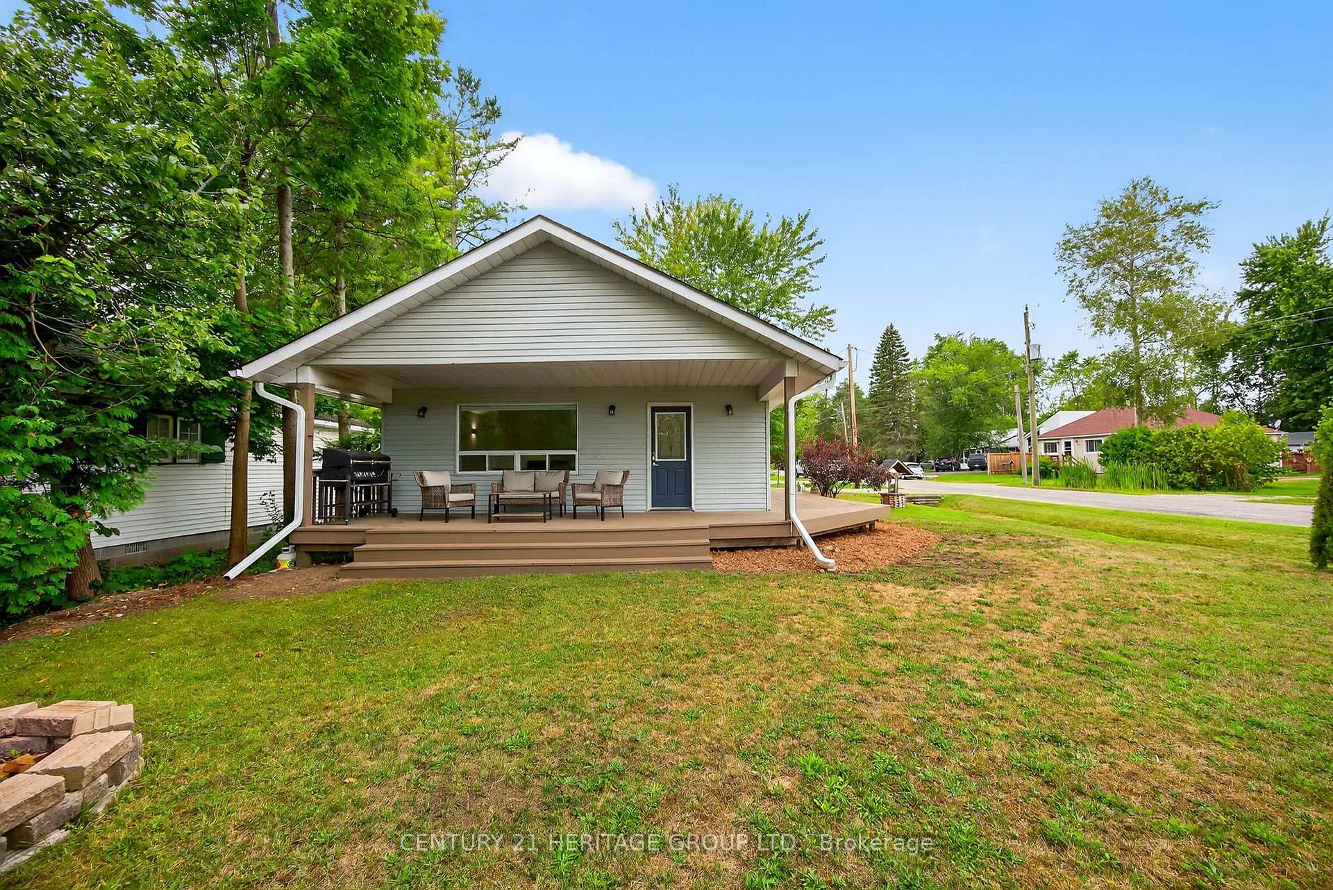 Photo 5 of 1282 Temple Avenue, Innisfil, Lefroy — HOMEH