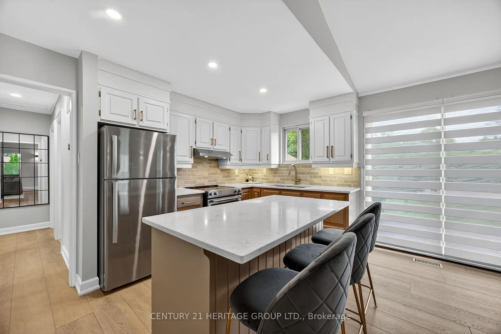 Photo 10 of 1282 Temple Avenue, Innisfil, Lefroy — HOMEH