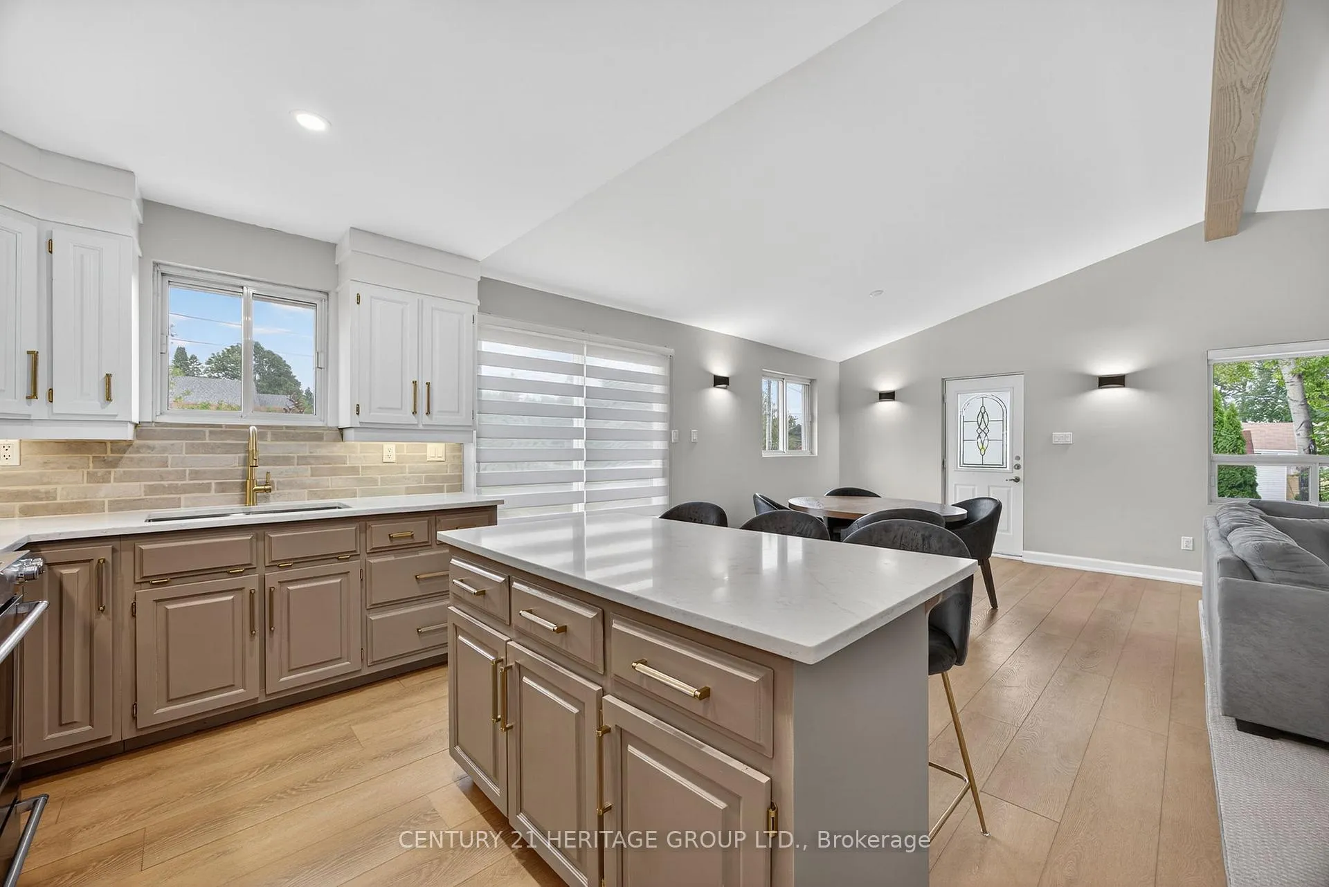 Photo 22 of 1282 Temple Avenue, Innisfil, Lefroy — HOMEH