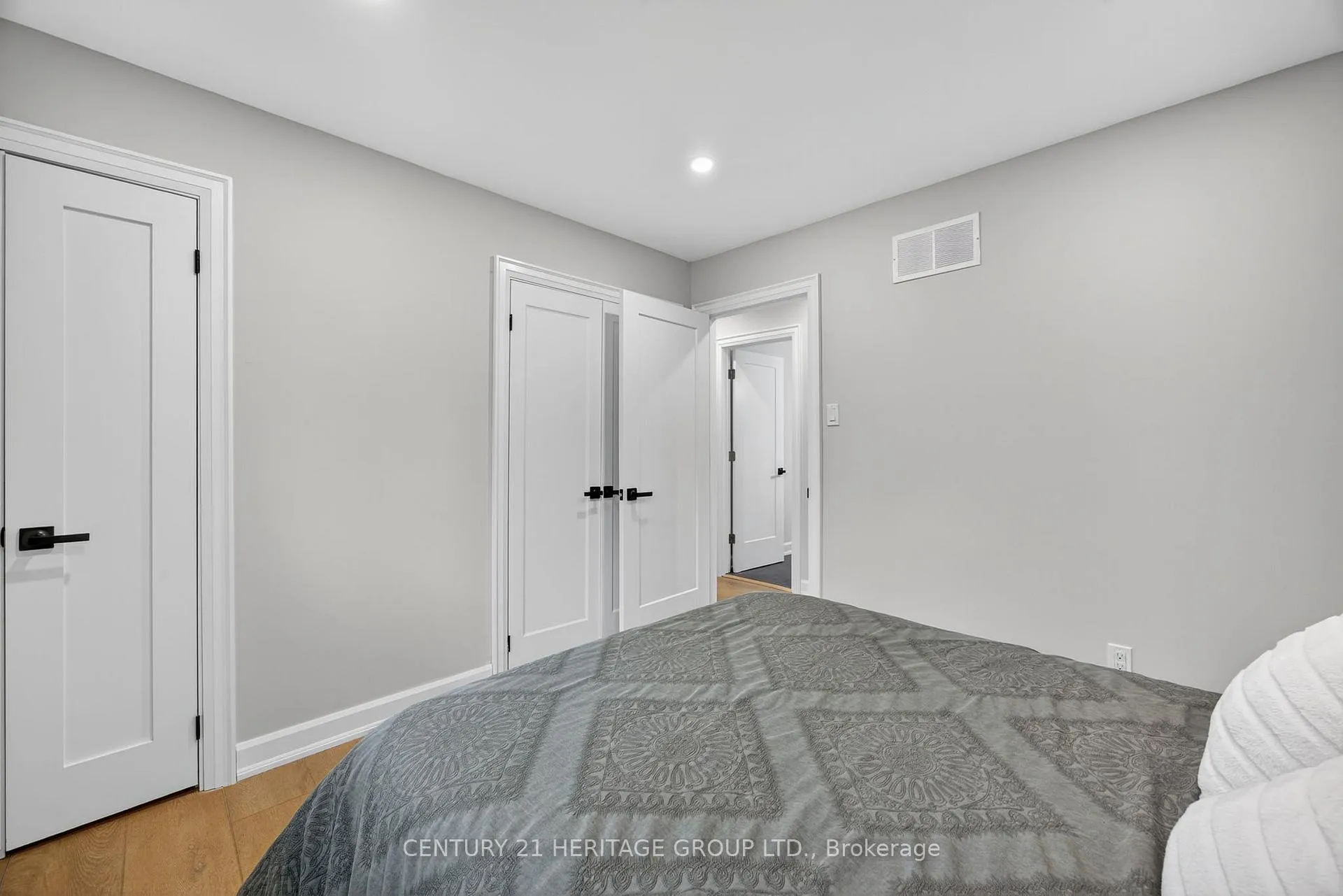 Photo 26 of 1282 Temple Avenue, Innisfil, Lefroy — HOMEH