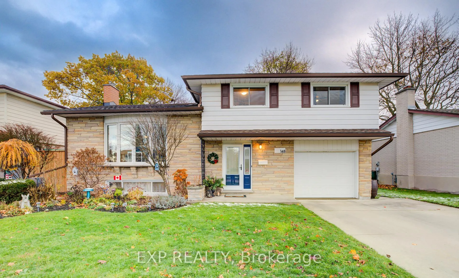 Photo 3 of 148 Strathcona Crescent, Kitchener — HOMEH