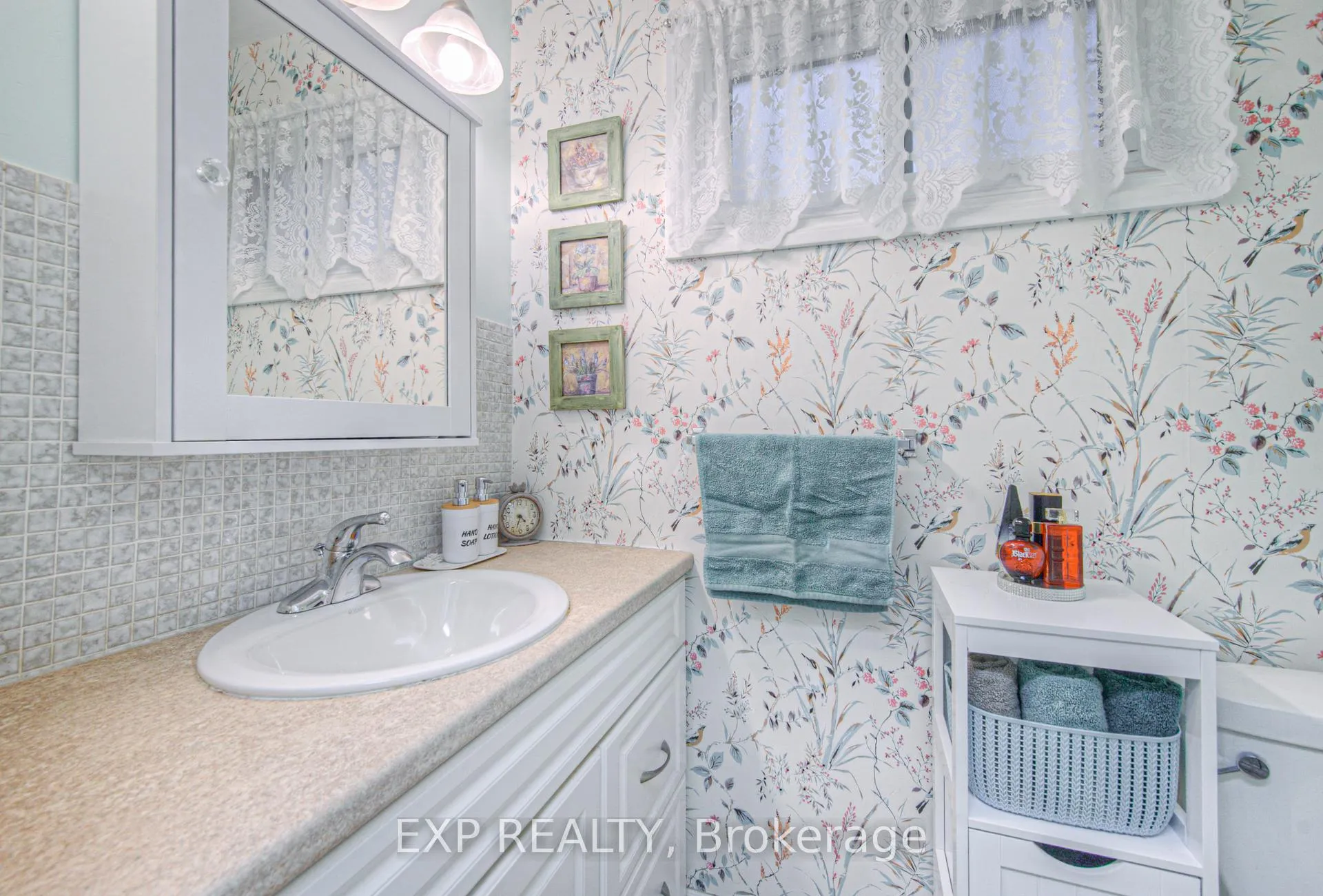 Photo 39 of 148 Strathcona Crescent, Kitchener — HOMEH