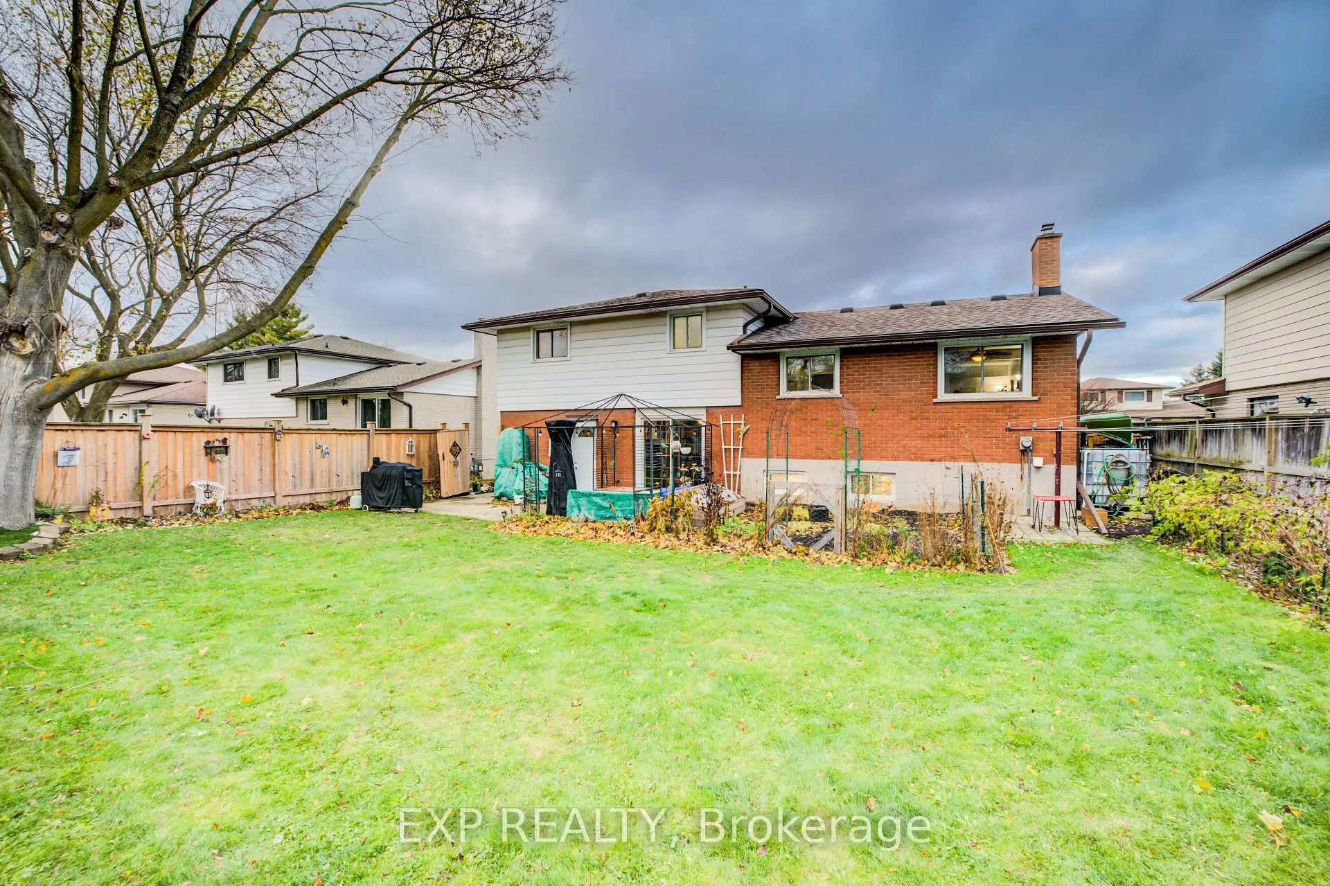 Photo 43 of 148 Strathcona Crescent, Kitchener — HOMEH
