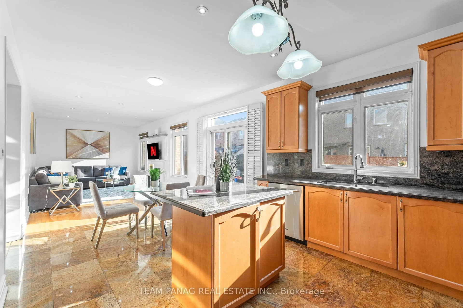 Photo 10 of 20 Lion Pride Lane, Brampton, Sandringham-Wellington — HOMEH