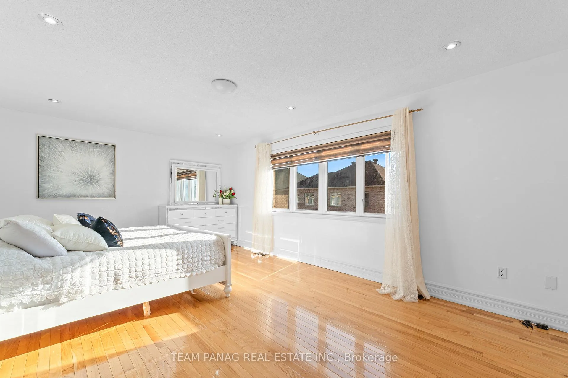 Photo 21 of 20 Lion Pride Lane, Brampton, Sandringham-Wellington — HOMEH