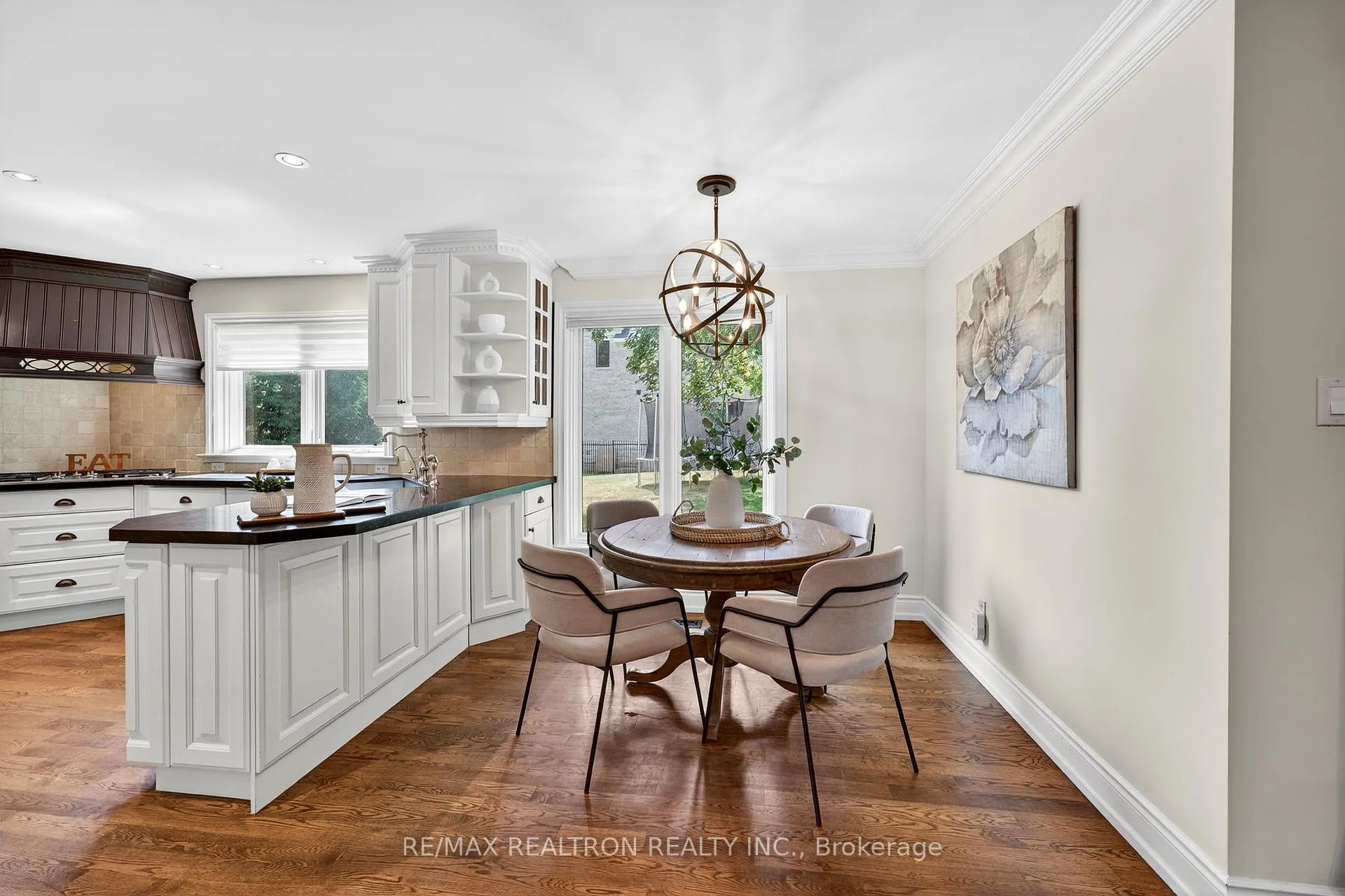 Photo 17 of 2 Aukland Lane, King, King City — HOMEH