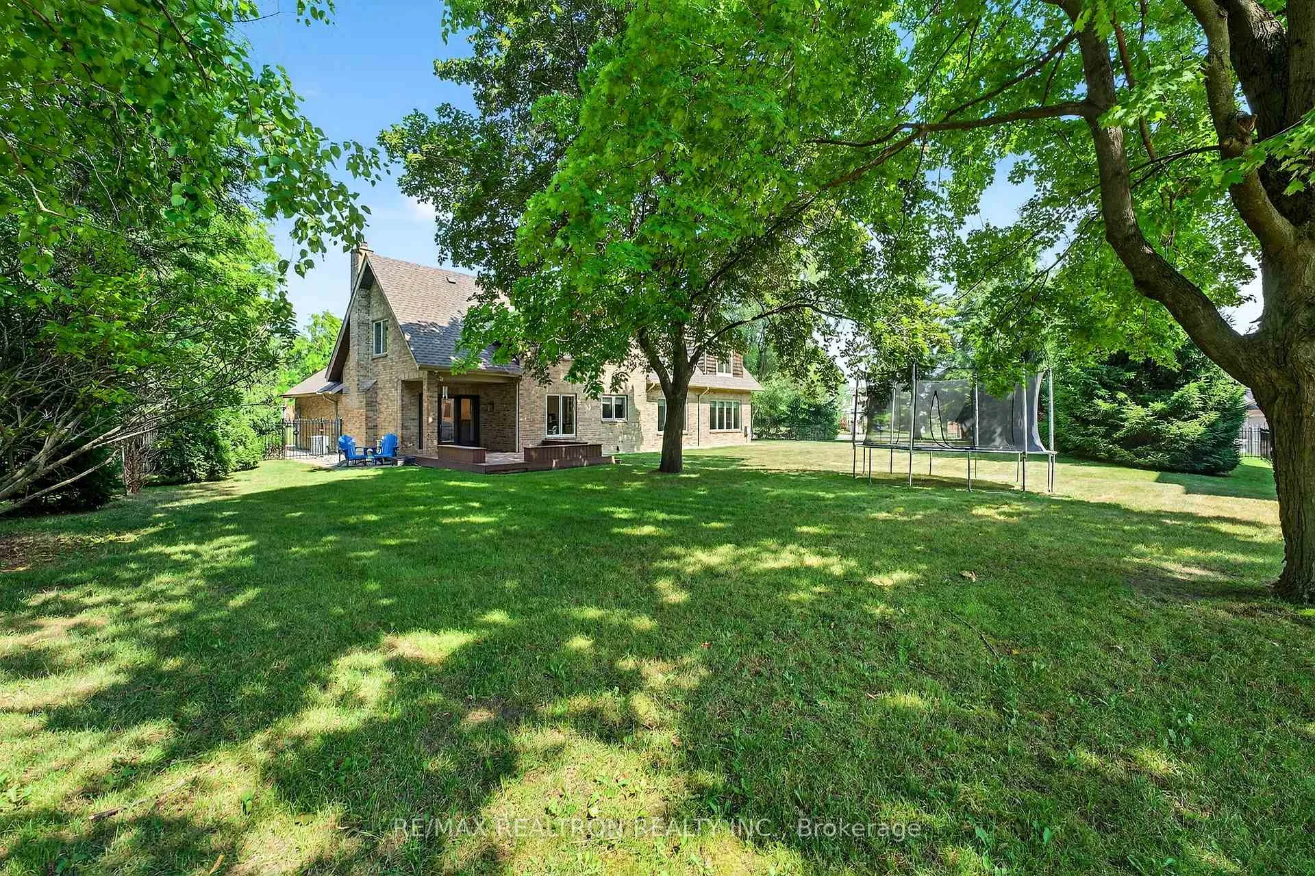 Photo 40 of 2 Aukland Lane, King, King City — HOMEH