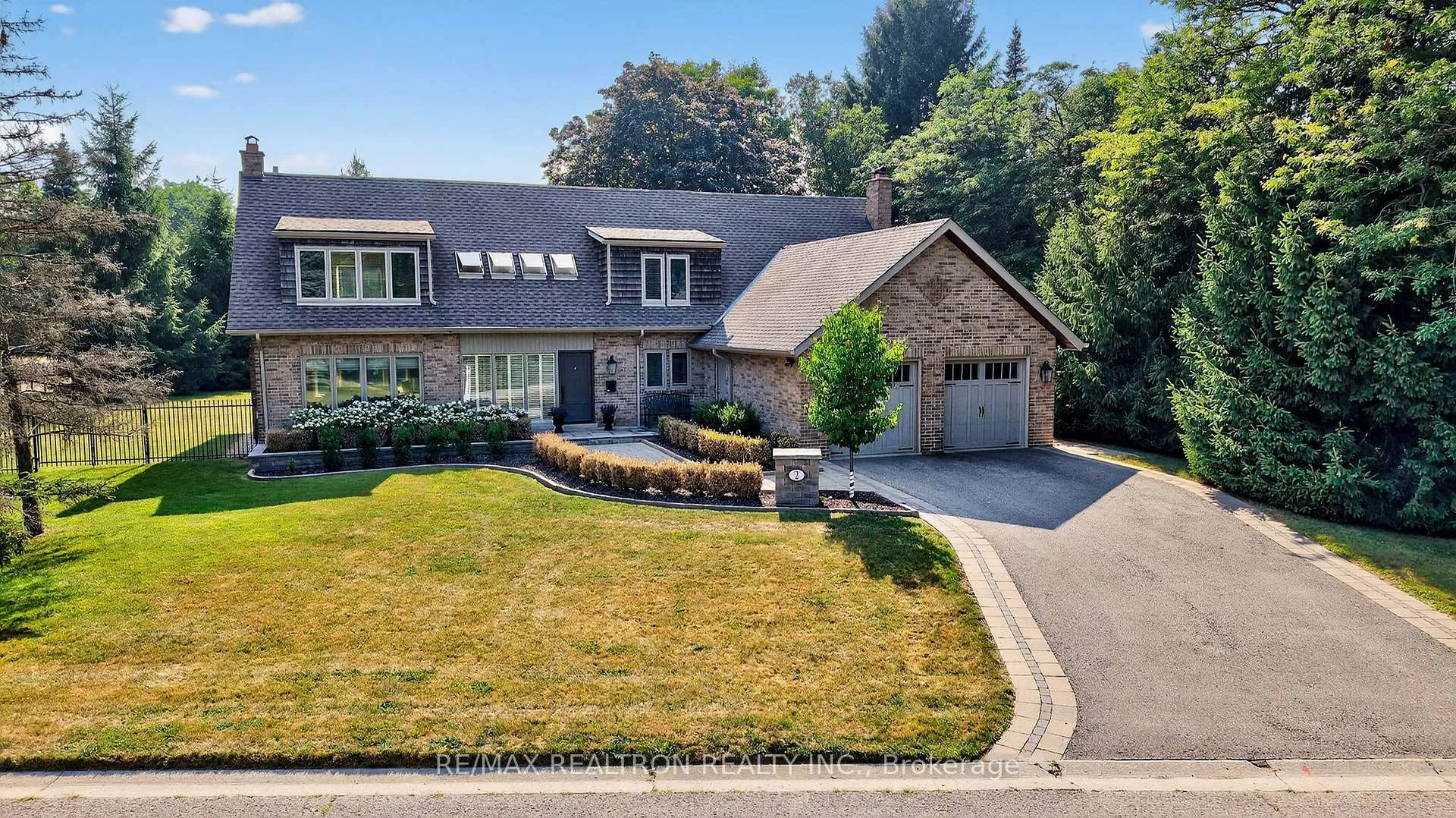 Photo 46 of 2 Aukland Lane, King, King City — HOMEH