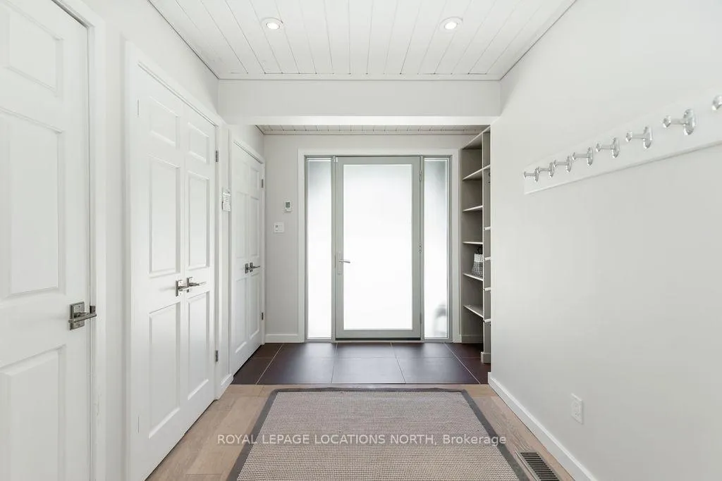 Photo 3 of 15 Newton Way, Clearview, Rural Clearview — HOMEH