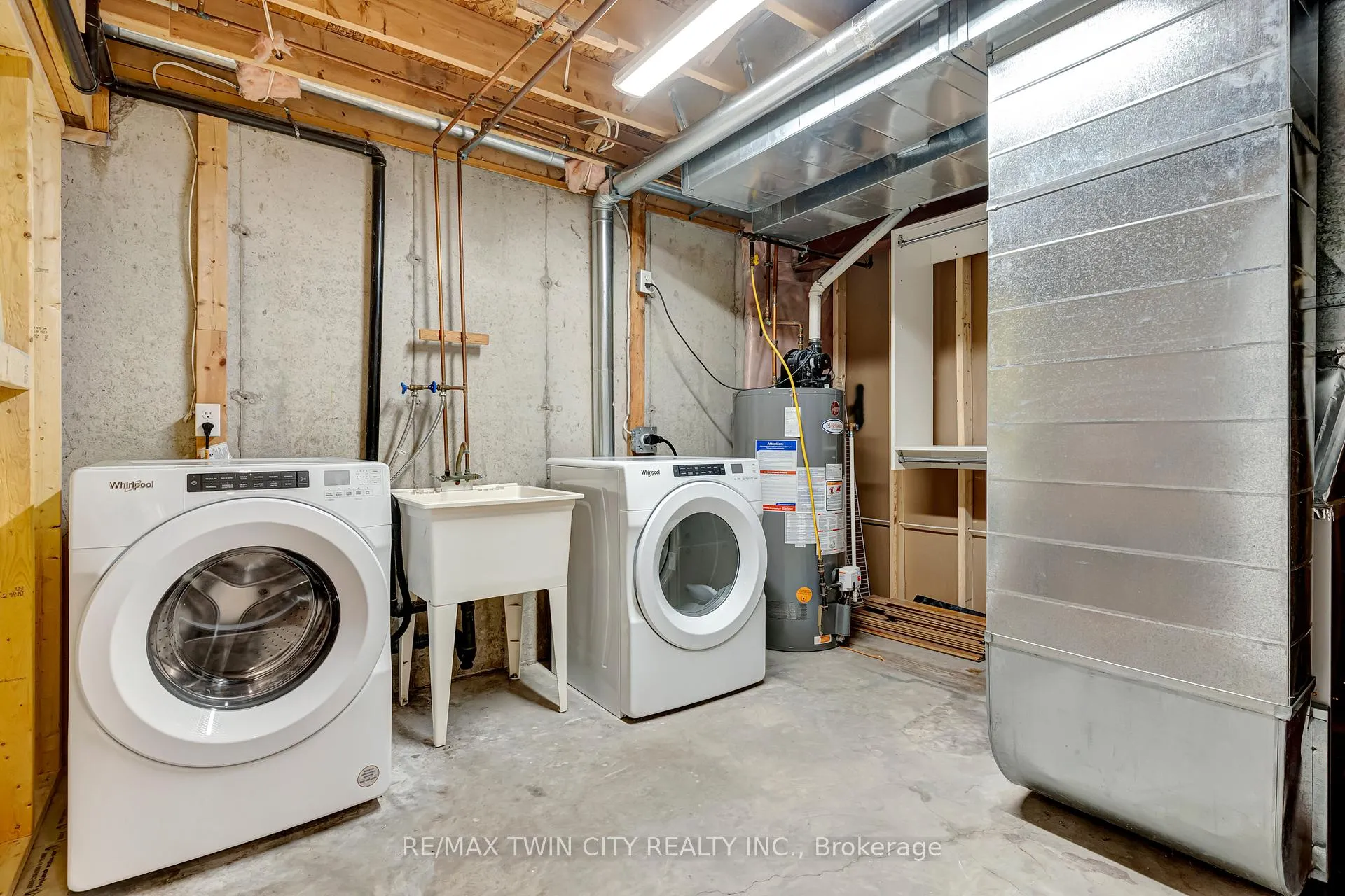 Photo 31 of 466 Annapolis Court, Waterloo — HOMEH
