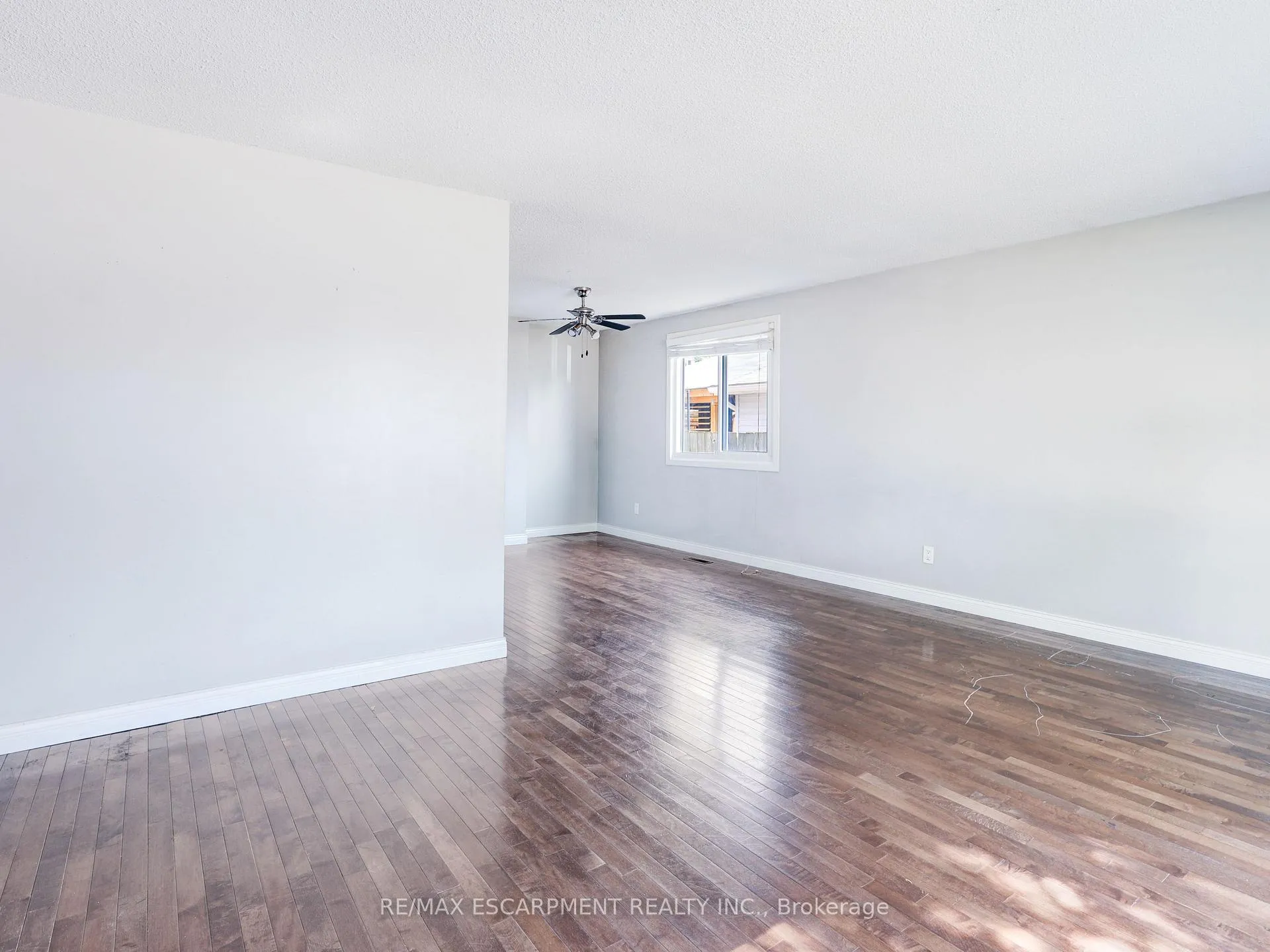 Photo 9 of 169 Pinedale Drive, Kitchener — HOMEH