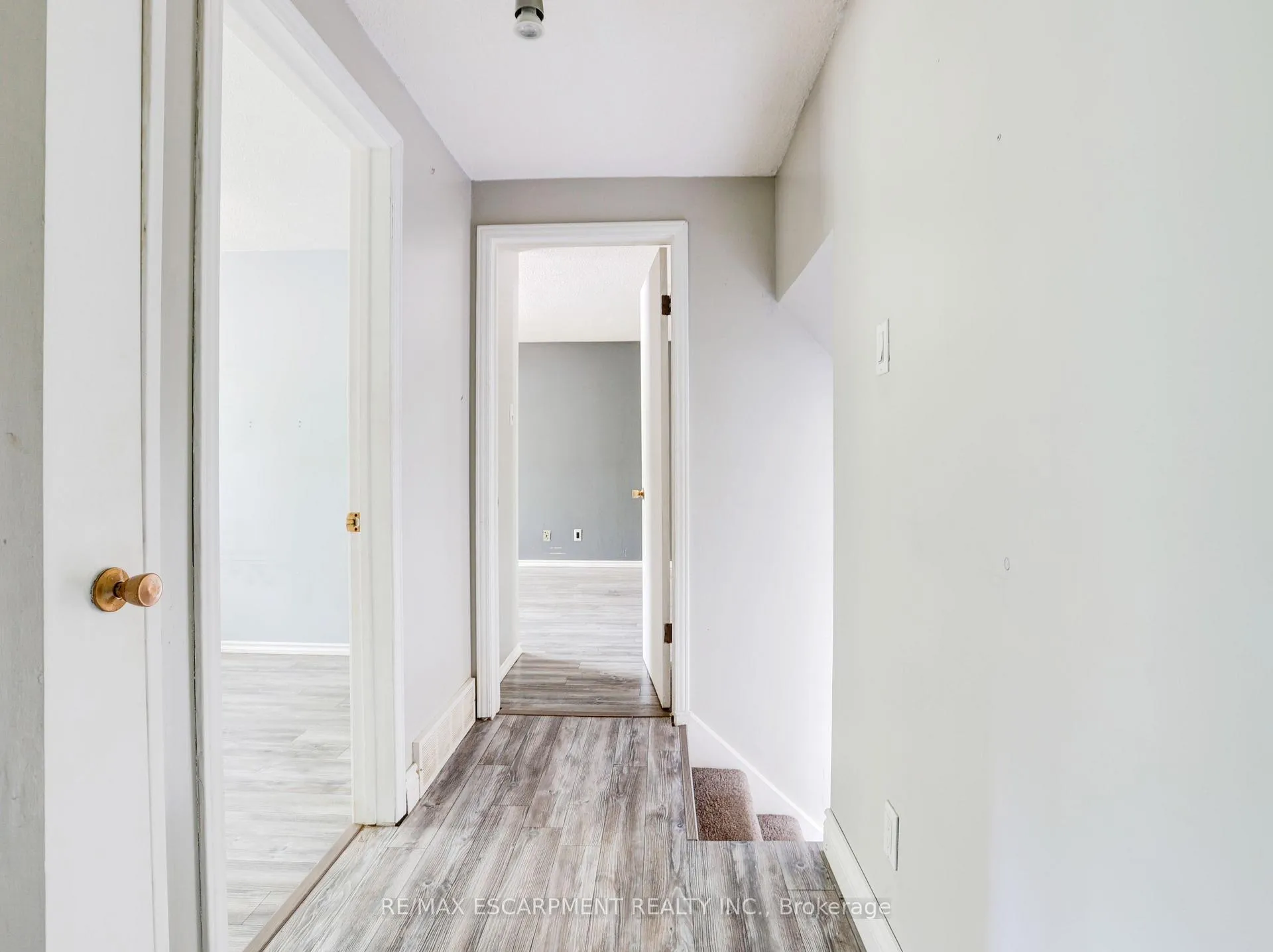 Photo 19 of 169 Pinedale Drive, Kitchener — HOMEH