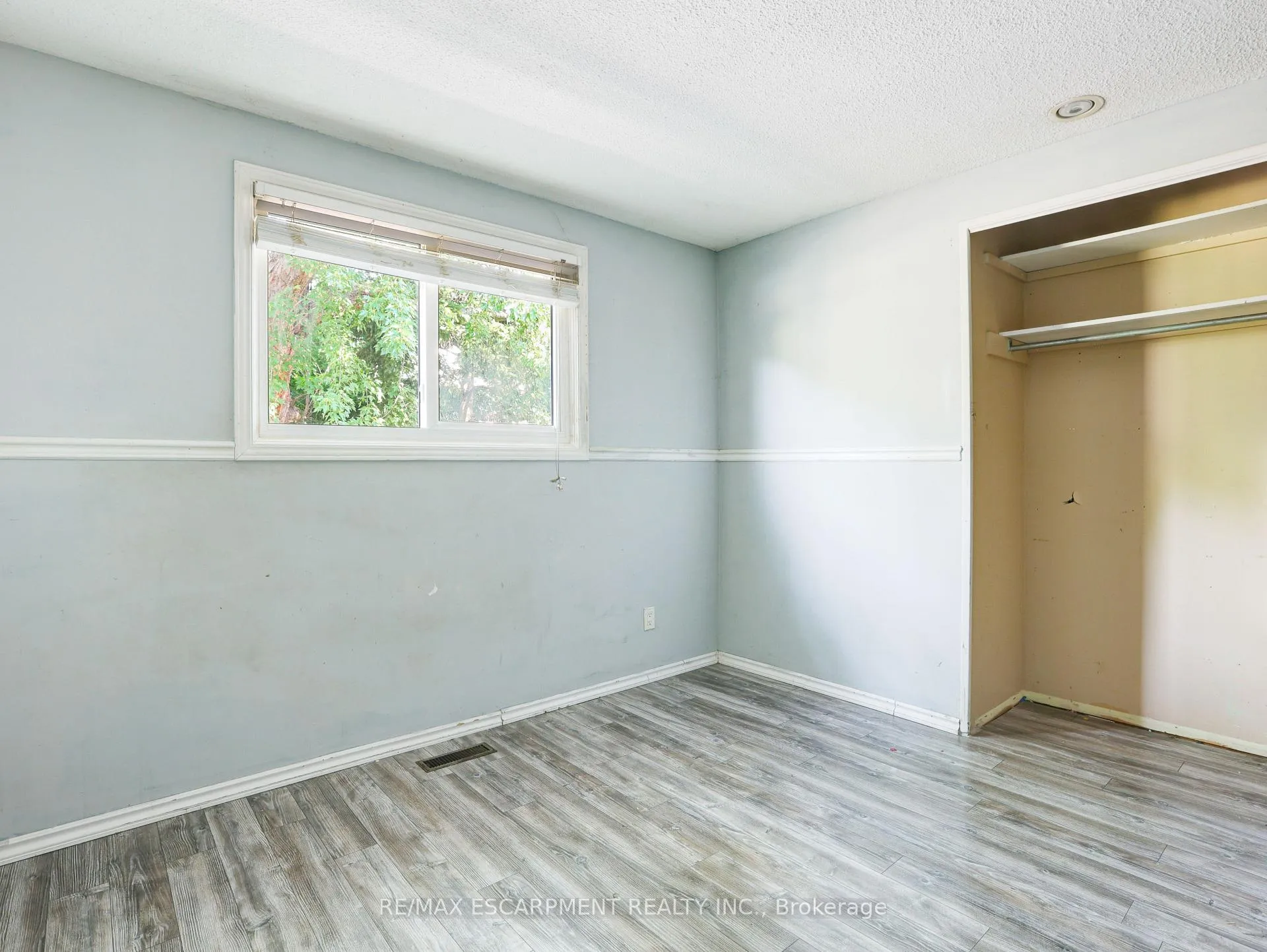 Photo 21 of 169 Pinedale Drive, Kitchener — HOMEH