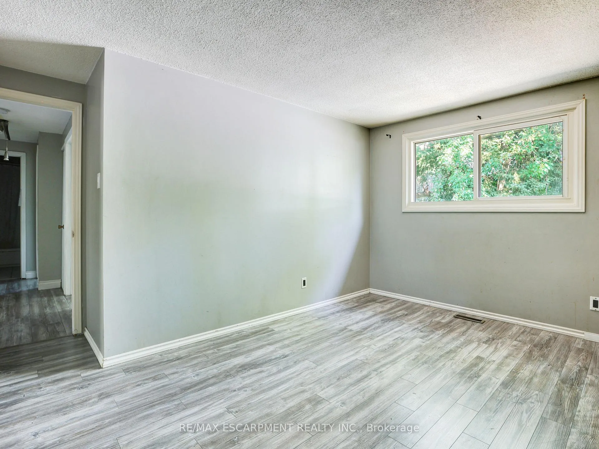 Photo 29 of 169 Pinedale Drive, Kitchener — HOMEH