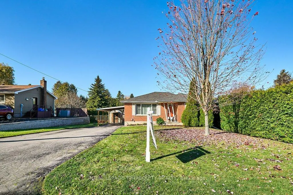 Photo 5 of 60 Allan Street, Scugog, Port Perry — HOMEH