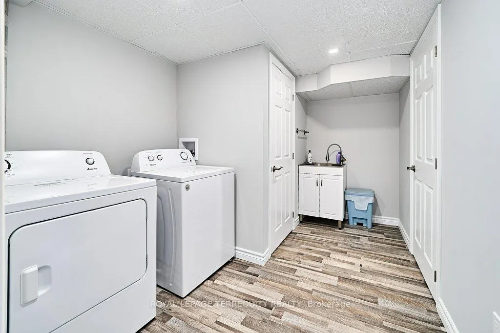Photo 35 of 60 Allan Street, Scugog, Port Perry — HOMEH