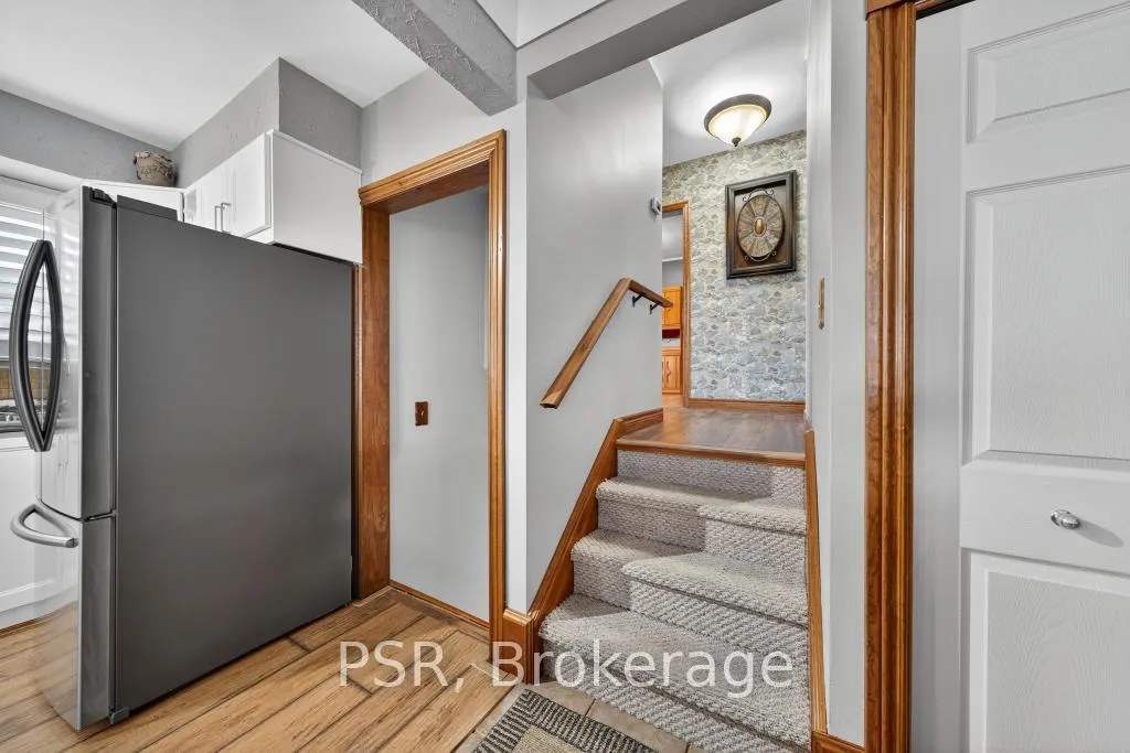 Photo 16 of 117 Sunrise Drive, Hamilton, Greenford — HOMEH
