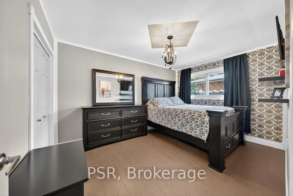 Photo 23 of 117 Sunrise Drive, Hamilton, Greenford — HOMEH