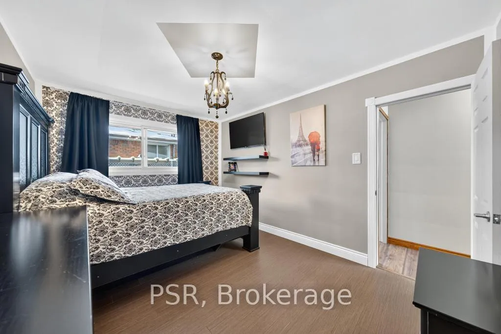 Photo 24 of 117 Sunrise Drive, Hamilton, Greenford — HOMEH