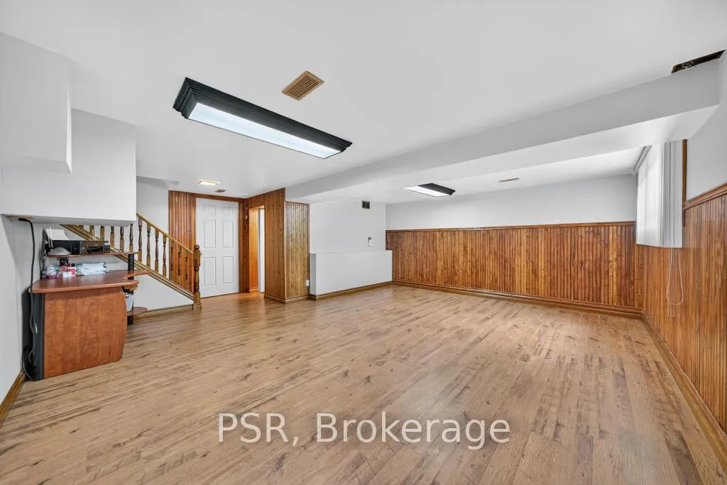 Photo 29 of 117 Sunrise Drive, Hamilton, Greenford — HOMEH