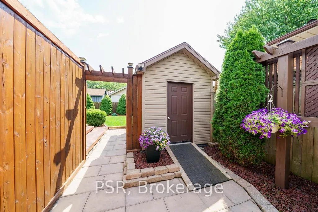 Photo 35 of 117 Sunrise Drive, Hamilton, Greenford — HOMEH