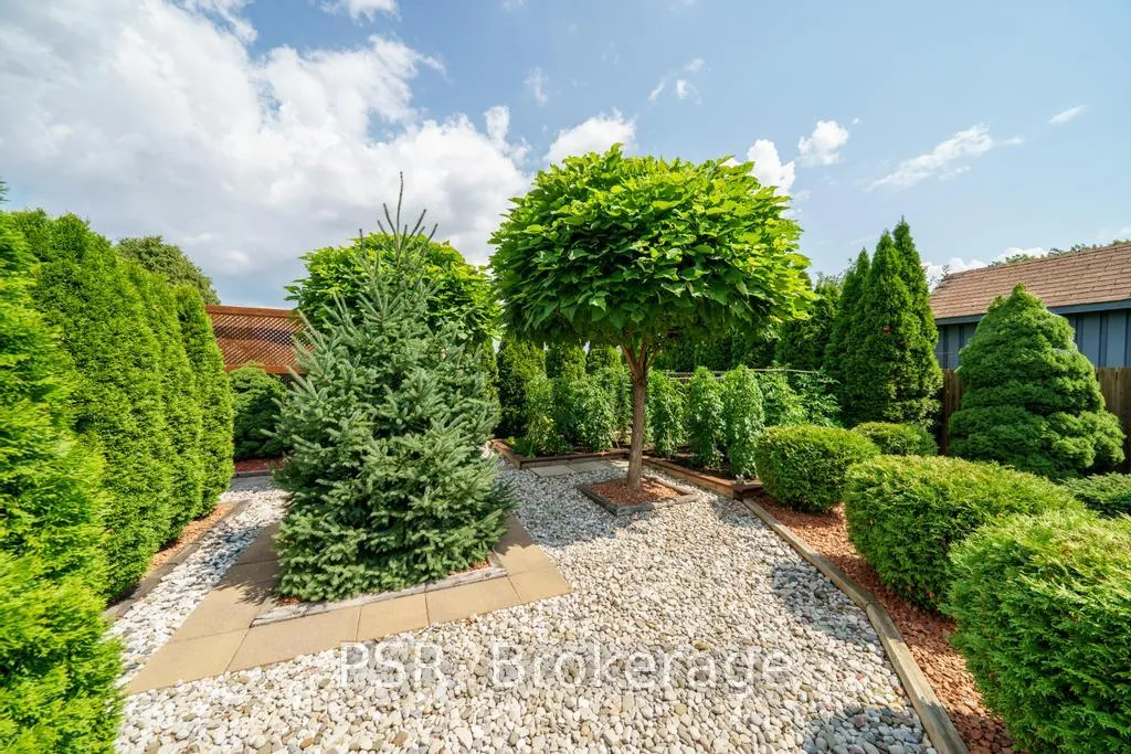 Photo 45 of 117 Sunrise Drive, Hamilton, Greenford — HOMEH