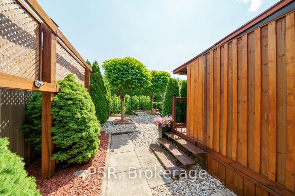 Photo 48 of 117 Sunrise Drive, Hamilton, Greenford — HOMEH