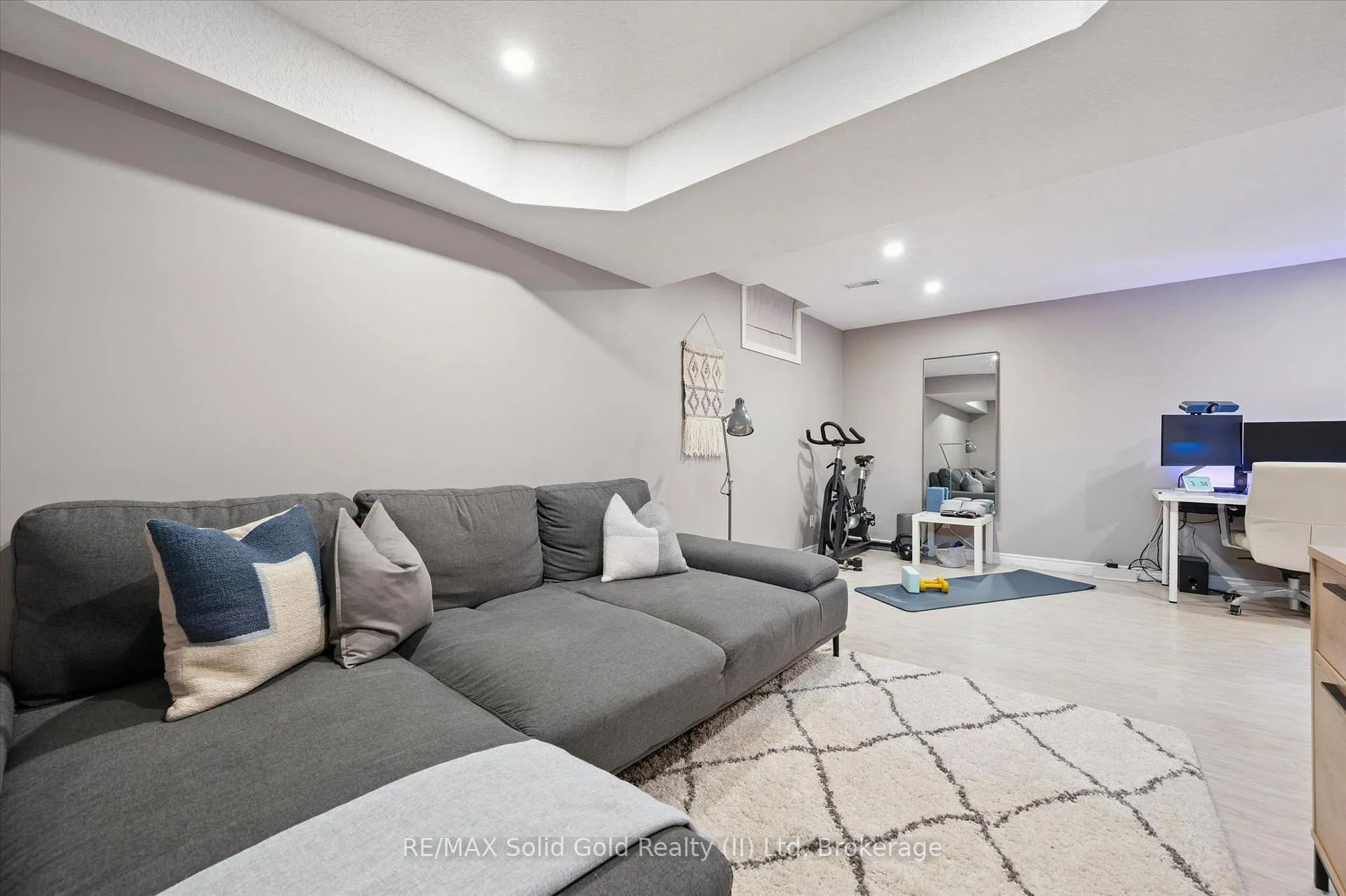 Photo 33 of 596 Canso Place, Waterloo — HOMEH