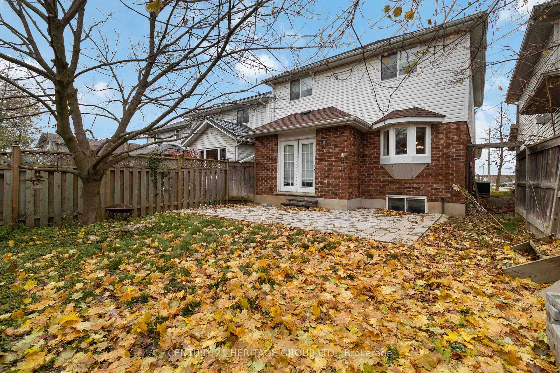 Photo 46 of 77 Doyle Drive, Guelph, Clairfields/Hanlon Business Park — HOMEH