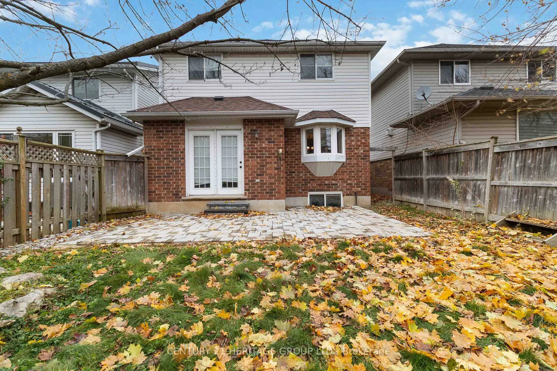 Photo 47 of 77 Doyle Drive, Guelph, Clairfields/Hanlon Business Park — HOMEH