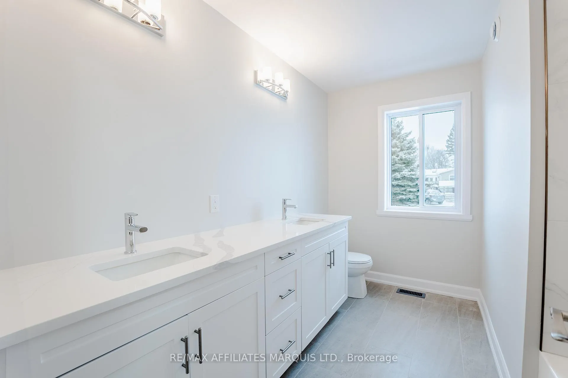 Photo 20 of 209 Ruby Drive, Cornwall — HOMEH