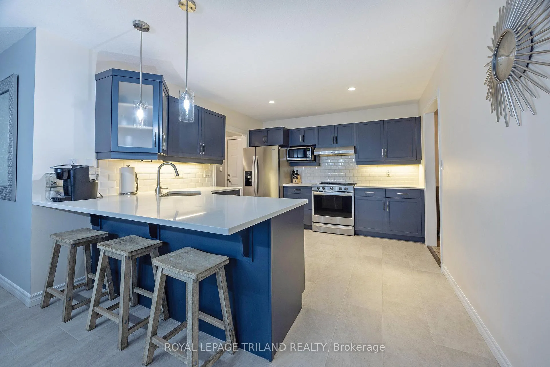 Photo 15 of 41 Penhale Avenue, St. Thomas — HOMEH
