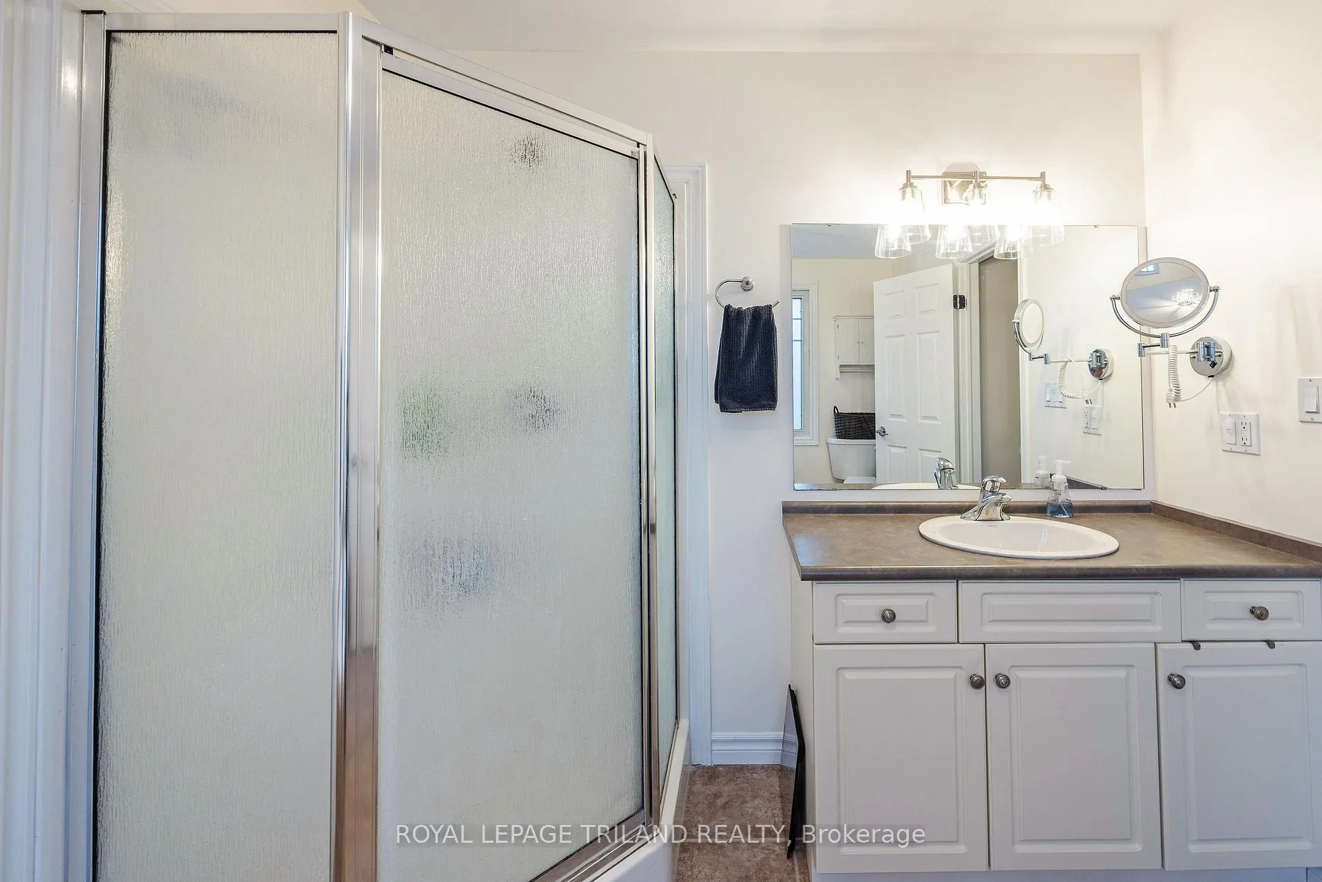 Photo 23 of 41 Penhale Avenue, St. Thomas — HOMEH