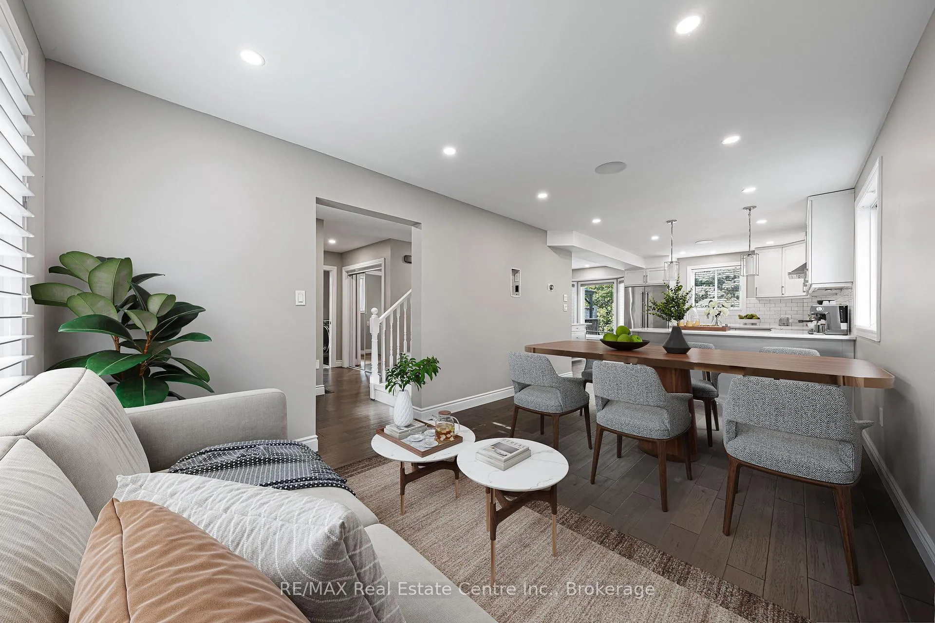 Photo 13 of 368 Cavendish Drive, Waterloo — HOMEH