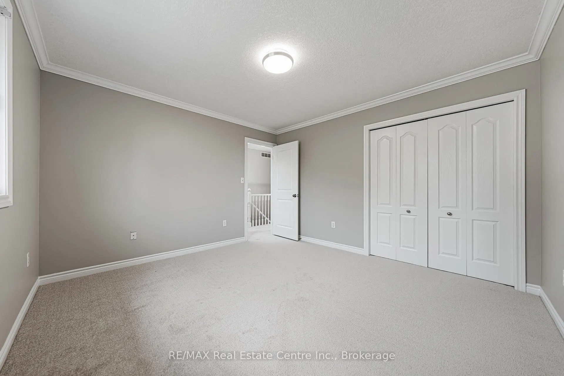 Photo 30 of 368 Cavendish Drive, Waterloo — HOMEH