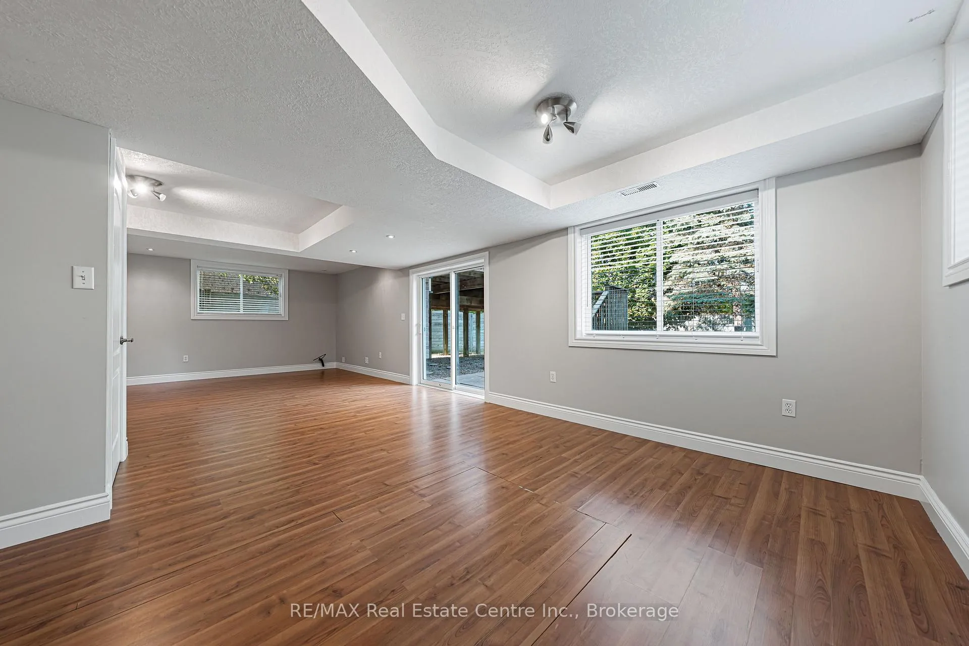 Photo 39 of 368 Cavendish Drive, Waterloo — HOMEH