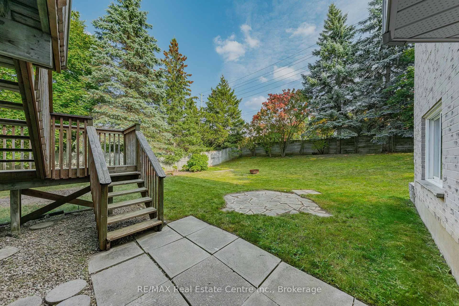Photo 44 of 368 Cavendish Drive, Waterloo — HOMEH